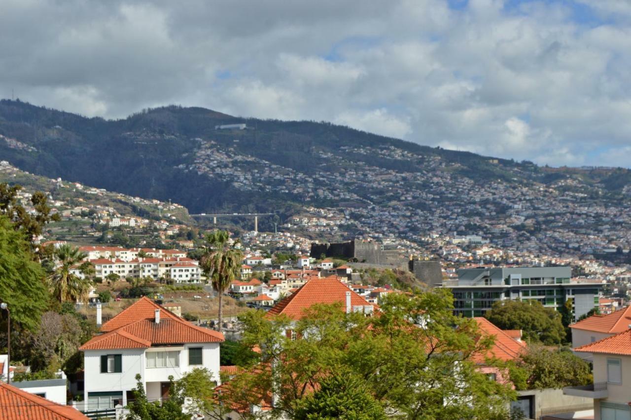 Apartment In The City Of Funchal Up 2 At 6 Pers Sao Pedro  Екстер'єр фото