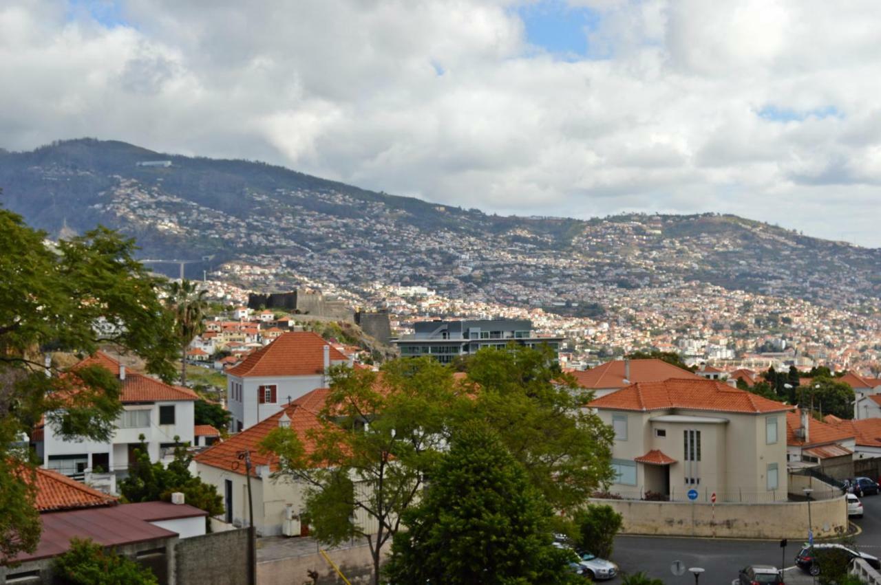 Apartment In The City Of Funchal Up 2 At 6 Pers Sao Pedro  Екстер'єр фото